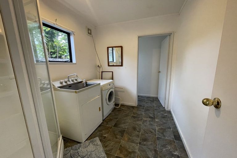 Photo of property in 4/35 Kiteroa Terrace, Rothesay Bay, Auckland, 0630