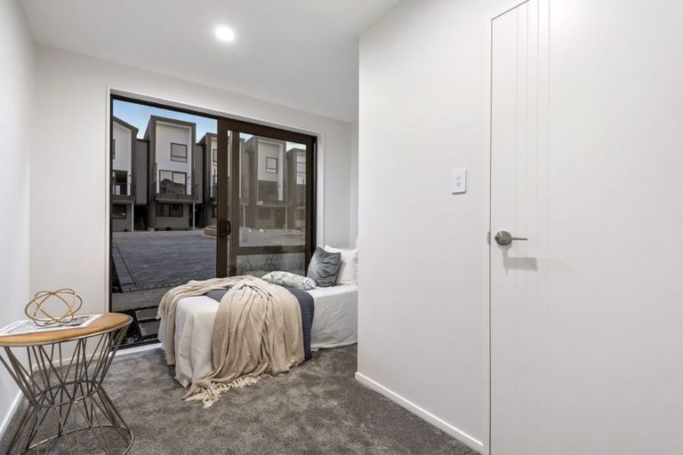 Photo of property in 4/32a Westgate Drive, Massey, Auckland, 0614