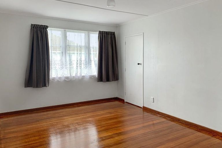 Photo of property in 16 Victory Place, Aramoho, Whanganui, 4500