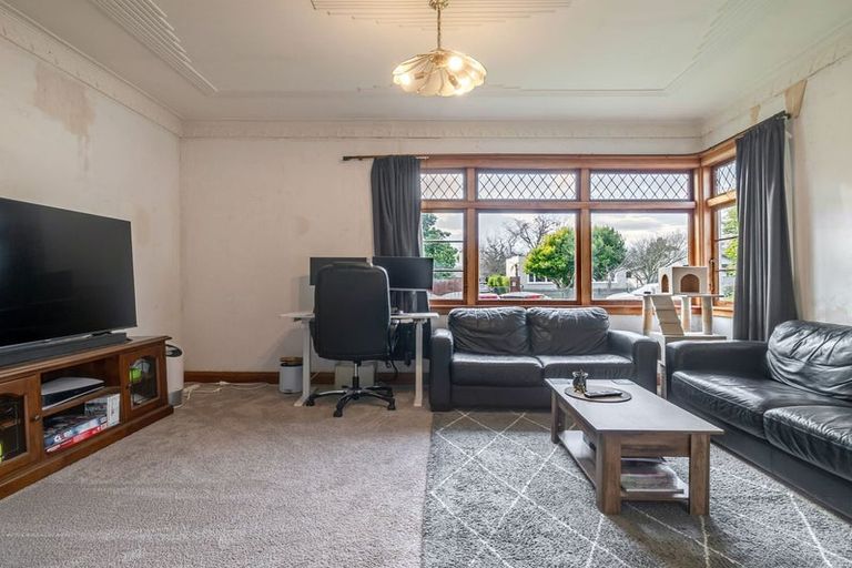 Photo of property in 27 Havill Street, Takaro, Palmerston North, 4410