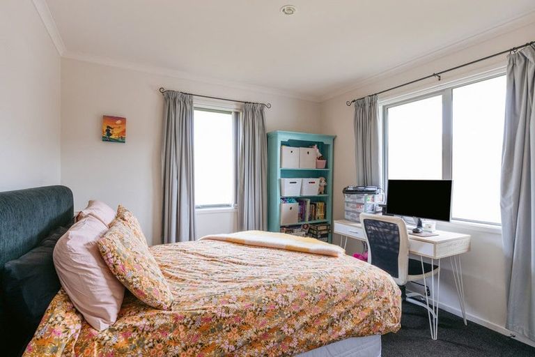 Photo of property in 56 Fairfax Crescent, Pyes Pa, Tauranga, 3112