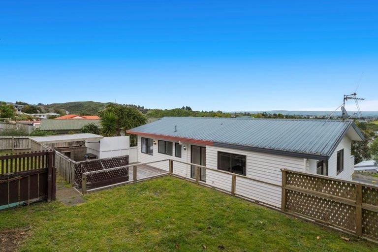 Photo of property in 11 Meander Drive, Welcome Bay, Tauranga, 3112