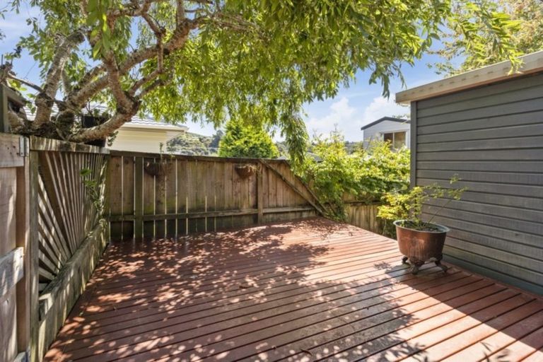 Photo of property in 5 Dalton Grove, Stokes Valley, Lower Hutt, 5019