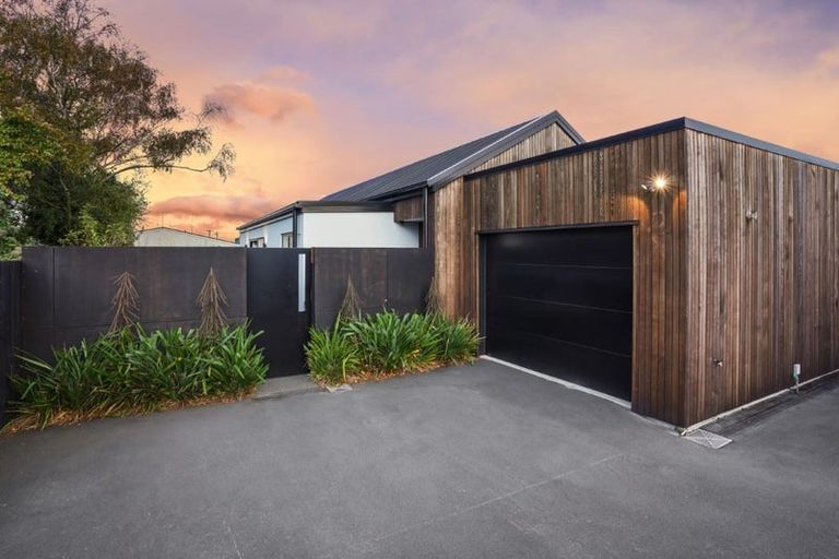 Photo of property in 30a Allard Street, Edgeware, Christchurch, 8013