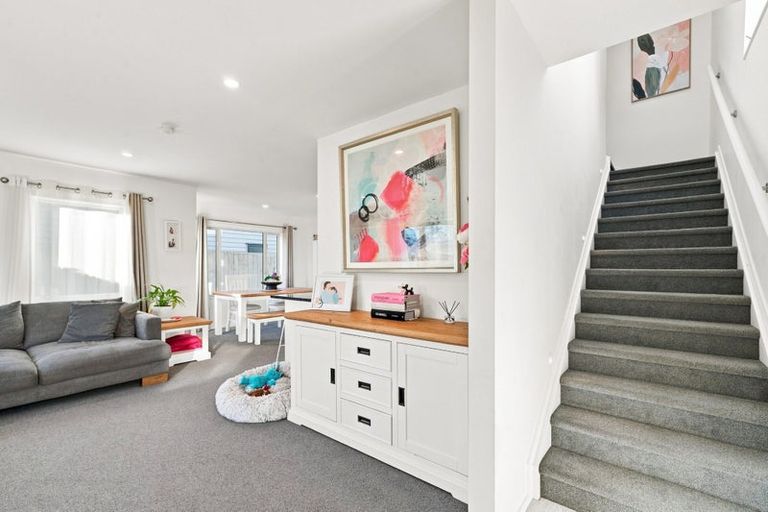 Photo of property in 5 Treestump Road, Takanini, 2112