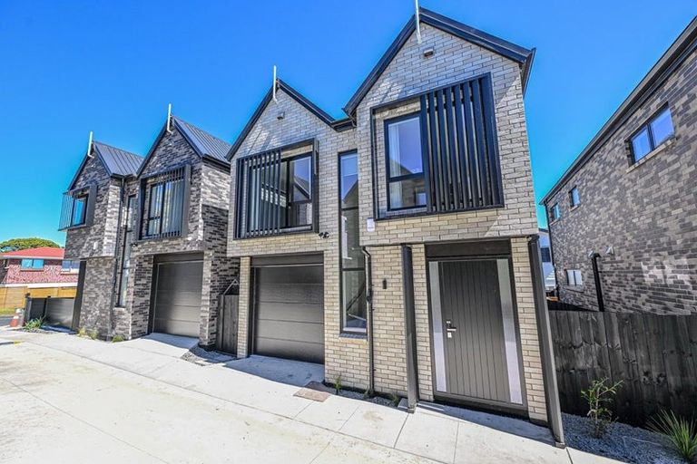 Photo of property in 1 Galloway Crescent, Farm Cove, Auckland, 2012