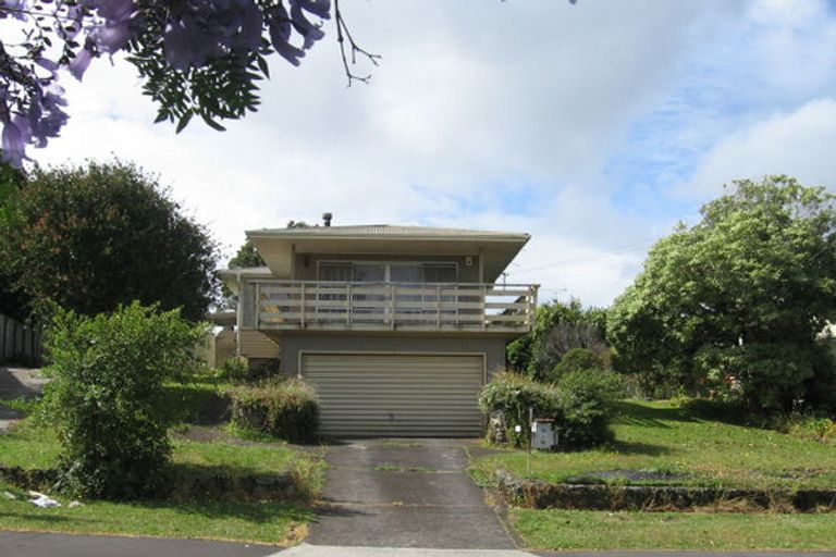 Photo of property in 16 Parry Road, Mount Wellington, Auckland, 1062