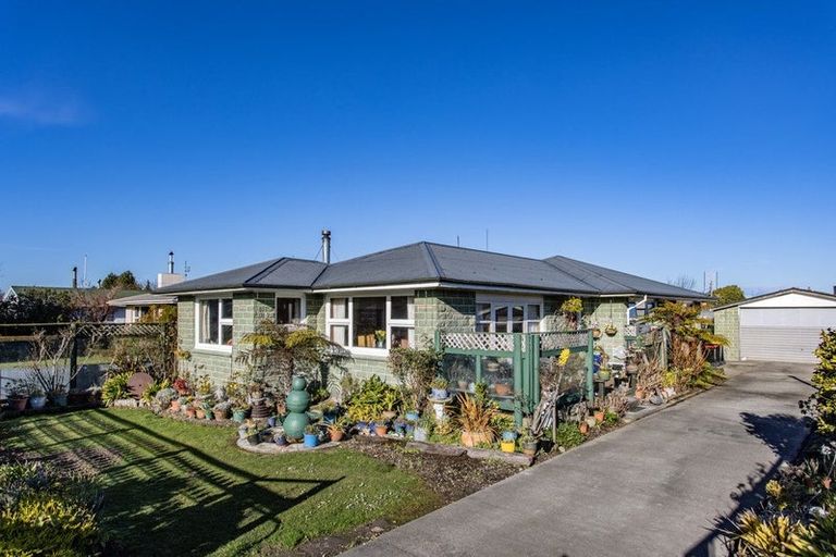 Photo of property in 25 Geddis Street, Rangiora, 7400