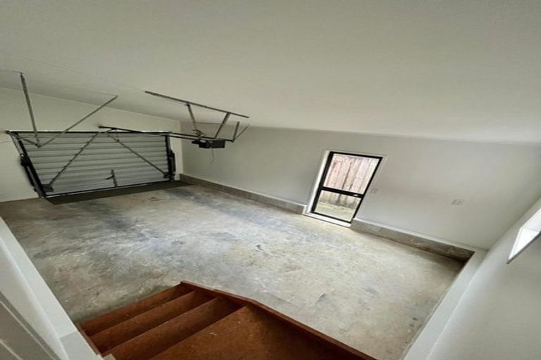 Photo of property in 6/37a Glengarry Road, Glen Eden, Auckland, 0602