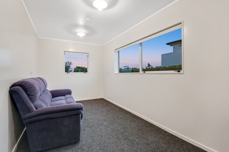 Photo of property in 14c Stanmore Bay Road, Stanmore Bay, Whangaparaoa, 0932
