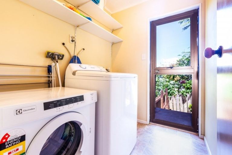 Photo of property in 38 Carlton Terrace, Westown, New Plymouth, 4310