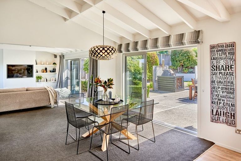 Photo of property in 16 Grange Park Avenue, Raumati South, Paraparaumu, 5032