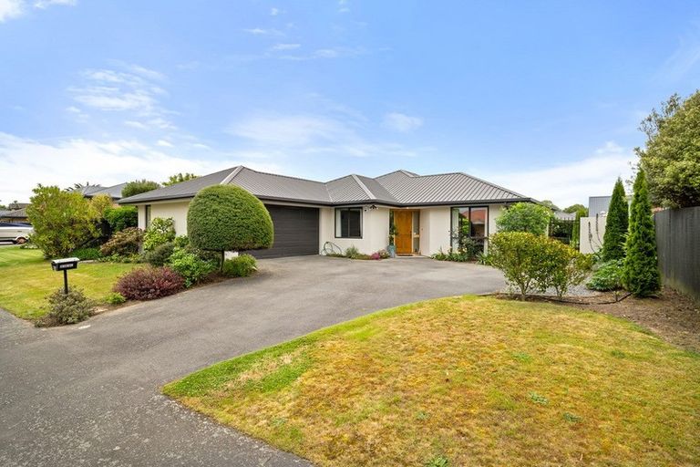 Photo of property in 16 Becmead Drive, Harewood, Christchurch, 8051