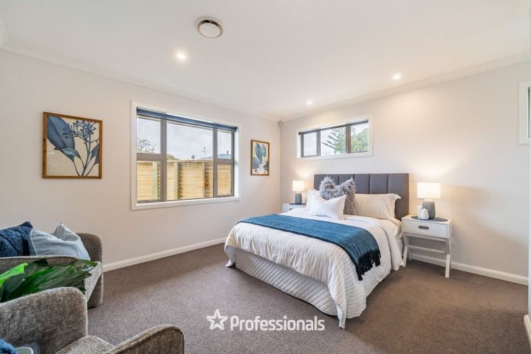 Photo of property in 3-9 Seddon Street, Waikanae, 5036