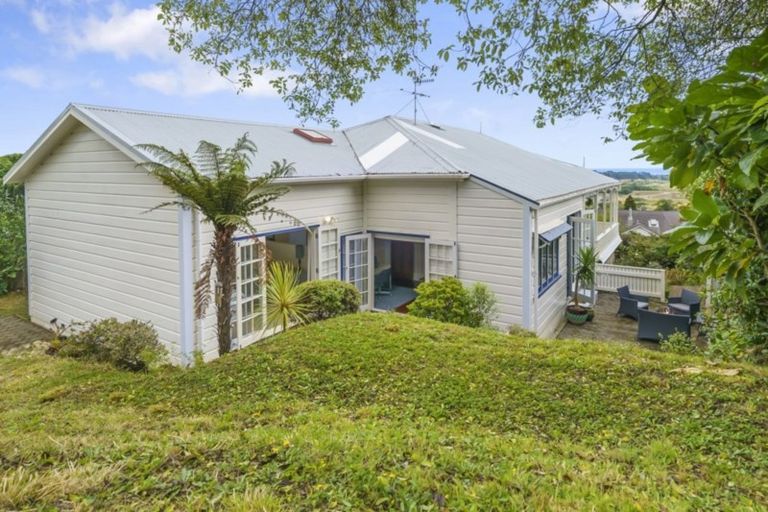 Photo of property in 14 Kea Street, Waikanae, 5036