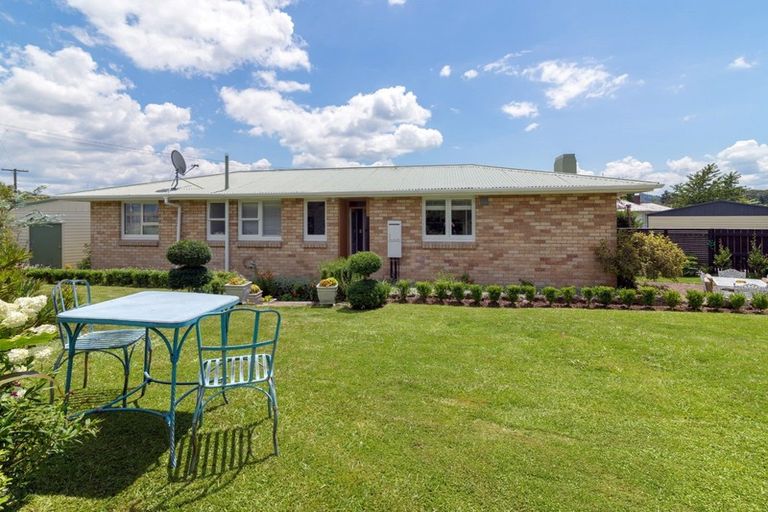 Photo of property in 7 Kahu Street, Utuhina, Rotorua, 3015