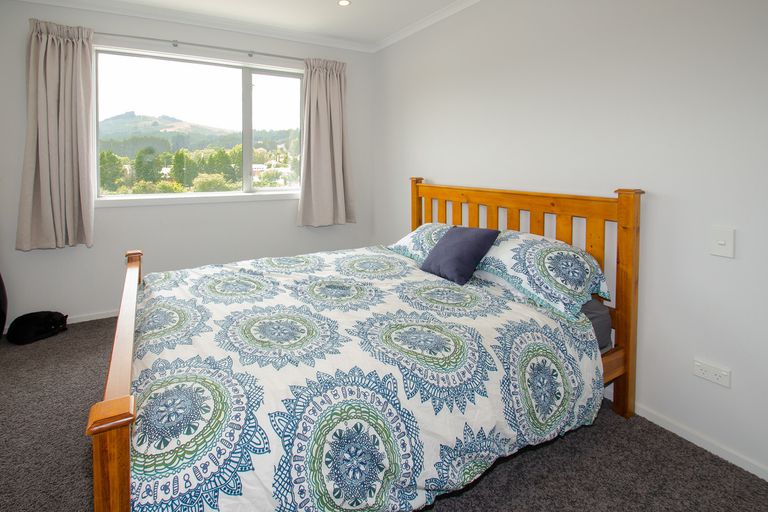 Photo of property in 30 Grandvista Drive, Green Island, Dunedin, 9018