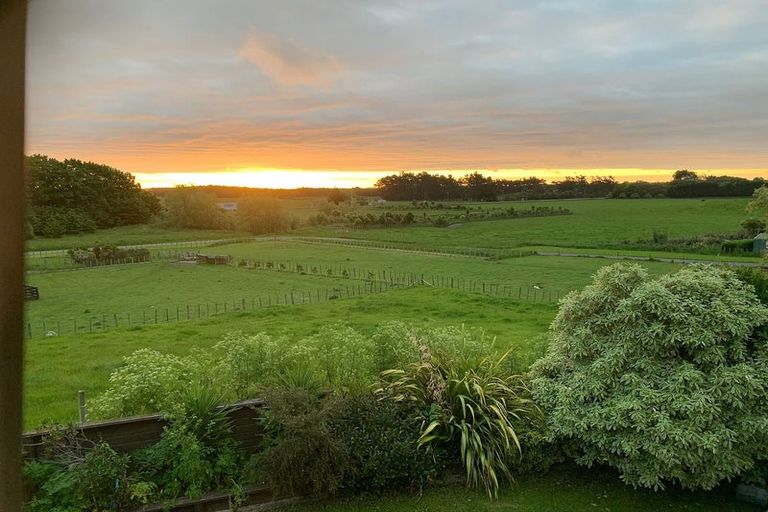 Photo of property in 6 Grace Street North, Sanson, 4817