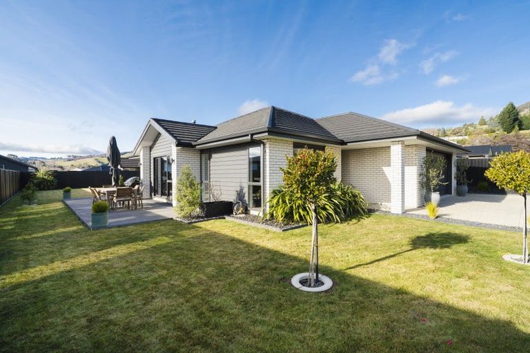 Photo of property in 27 Cemetery Road, East Taieri, Mosgiel, 9024