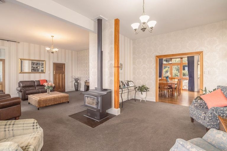 Photo of property in 69 Hackthorne Road, Cashmere, Christchurch, 8022