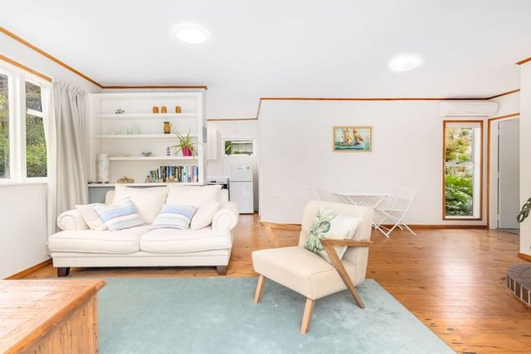 Photo of property in 50 Matai Road, Raumati South, Paraparaumu, 5032