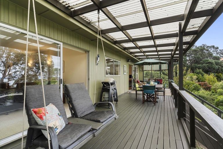 Photo of property in 14 Tui Vale Road, Shelly Park, Auckland, 2014