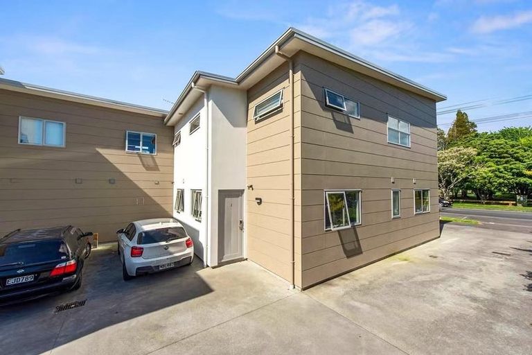 Photo of property in 2/167 Knighton Road, Hillcrest, Hamilton, 3216