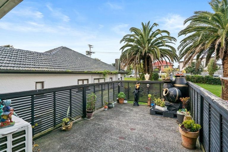 Photo of property in 49 Kautami Avenue, Papatoetoe, Auckland, 2025