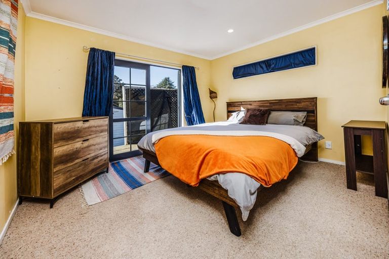 Photo of property in 15 Fields Road, Manurewa, Auckland, 2102