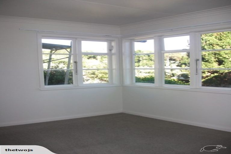Photo of property in 13 Ames Street, Paekakariki, 5034
