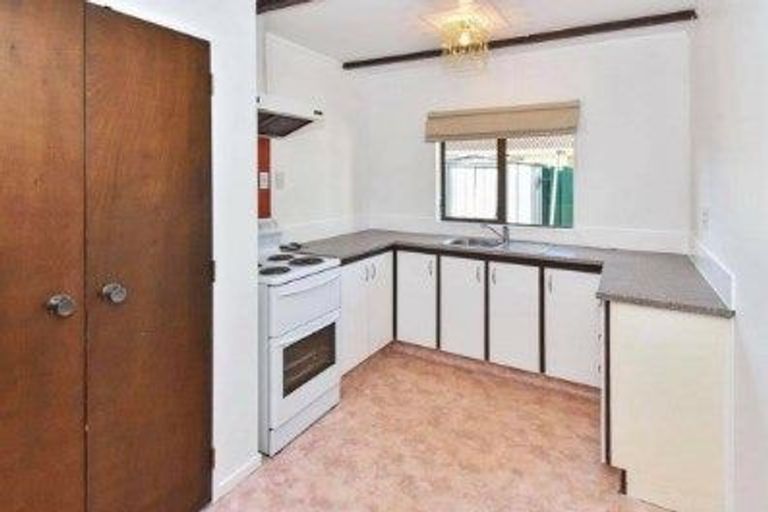 Photo of property in 3/25 Waterview Road West, Takanini, 2112