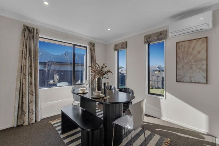 Photo of property in 25 Galatos Street, Rangiora, 7400