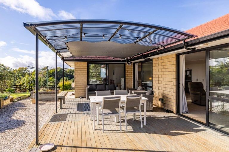 Photo of property in 14 Greenway Drive, Kerikeri, 0230