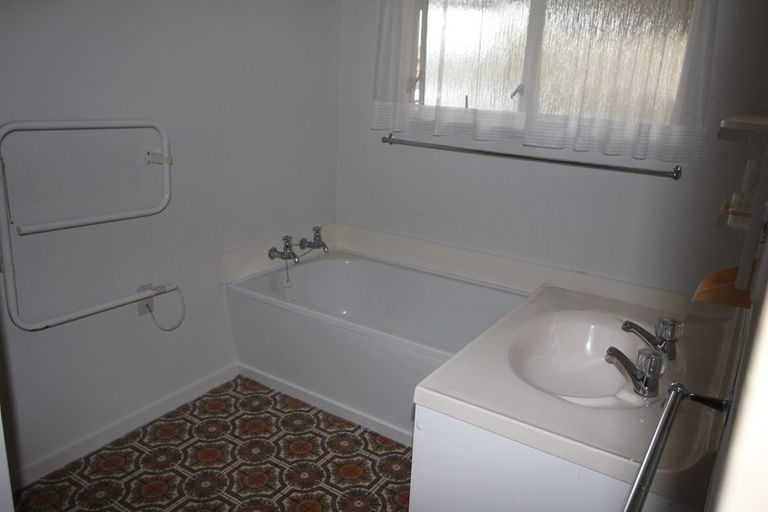 Photo of property in 86 Maxwells Line, Awapuni, Palmerston North, 4412