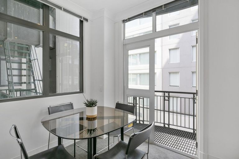 Photo of property in Kelvin House, 5g/16 The Terrace, Wellington Central, Wellington, 6011