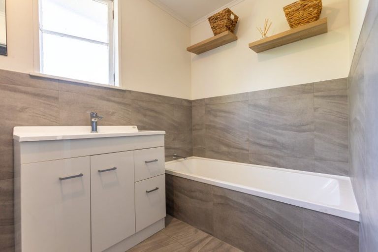 Photo of property in 46 Miller Street, Dannevirke, 4930