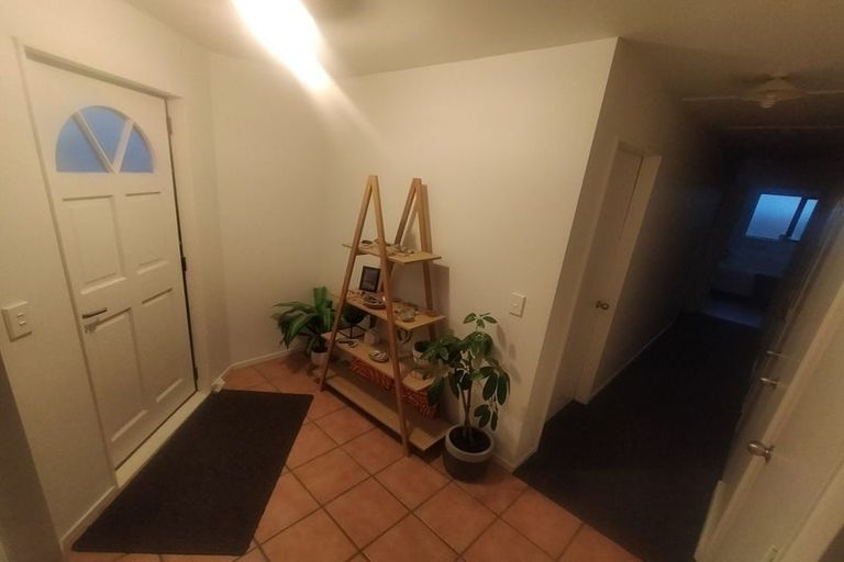 Photo of property in 91a Moorefield Road, Johnsonville, Wellington, 6037