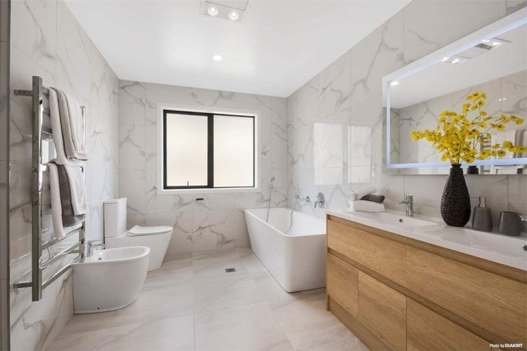 Photo of property in 6 Paikea Street, Albany Heights, Auckland, 0632