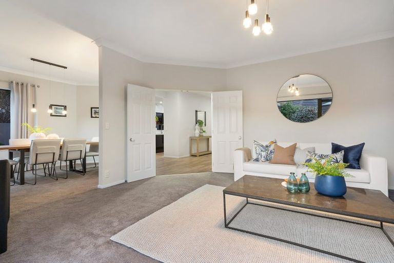 Photo of property in 10 Advance Way, Albany, Auckland, 0632