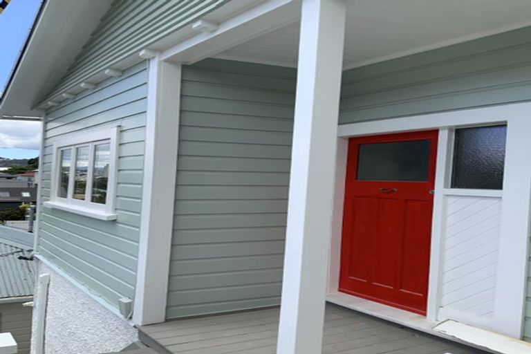 Photo of property in 145a Aro Street, Aro Valley, Wellington, 6021