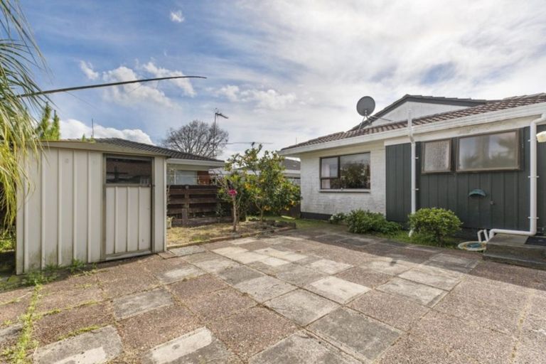 Photo of property in 2b Roys Road, Weymouth, Auckland, 2103