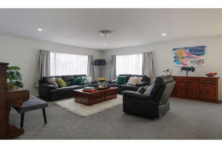 Photo of property in 4/5 Anne Road, Hillcrest, Auckland, 0627