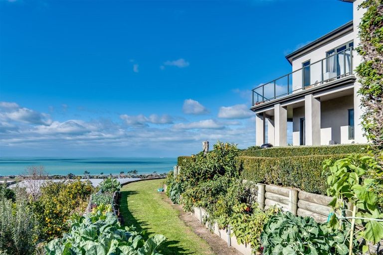 Photo of property in 210 Kaimata Road, Bay View, Napier, 4182