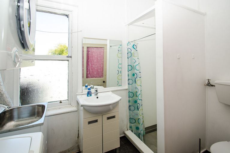 Photo of property in 11 Russell Street, Dunedin Central, Dunedin, 9016