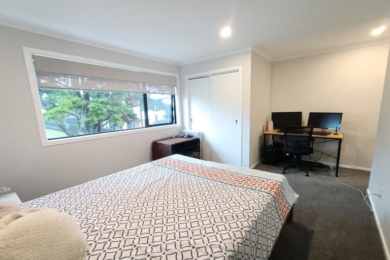 Photo of property in 72 Mawai Hakona Drive, Wallaceville, Upper Hutt, 5018