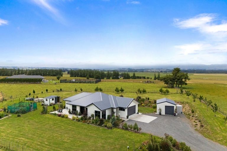 Photo of property in 29 Fry Road, Halcombe, Feilding, 4777