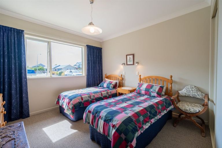 Photo of property in 20 Lawson Burrows Crescent, Te Anau, 9600