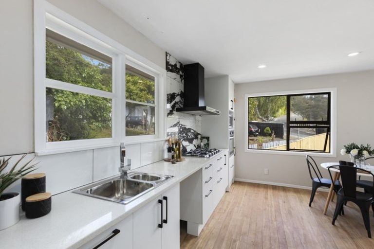 Photo of property in 19 John Street, Stokes Valley, Lower Hutt, 5019