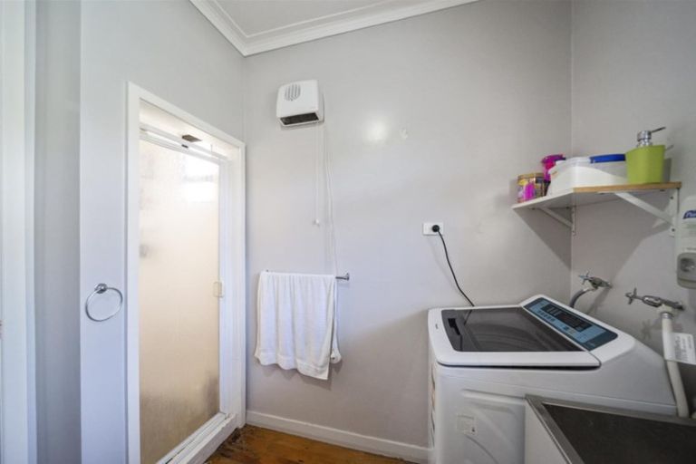 Photo of property in 77 Camberwell Road, Hawera, 4610