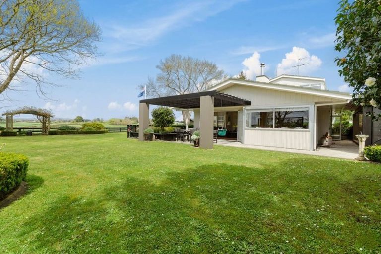 Photo of property in 92 Muir Road, Karaka, Papakura, 2580